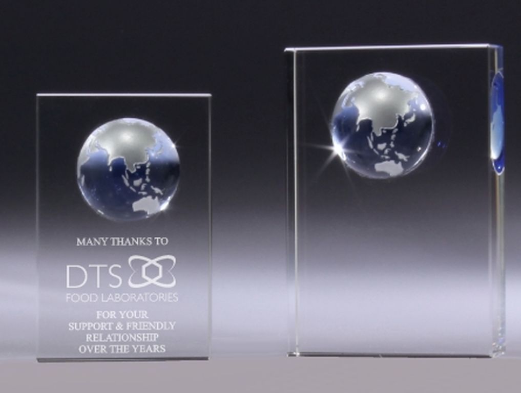 Plaque Blue Globe